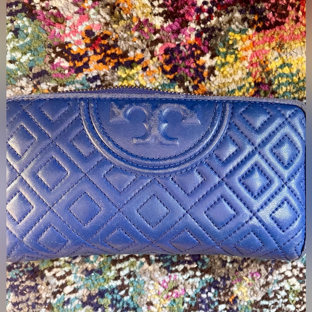 Tory Burch 'Alexa' Quilted Continental Wallet- excellent condition